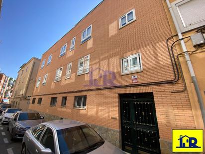 Vista exterior de Casa o xalet en venda en Cuenca Capital amb Aire condicionat, Calefacció i Terrassa