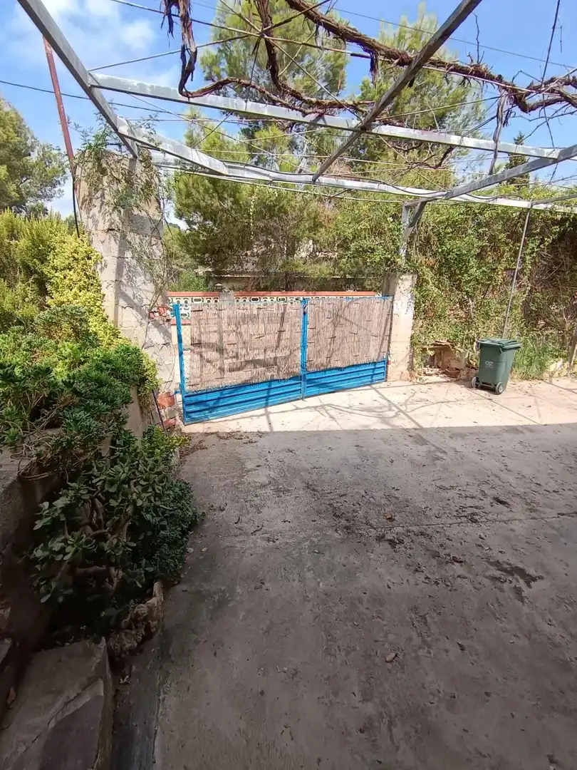 Aparcament de Casa o xalet en venda en Chiva
