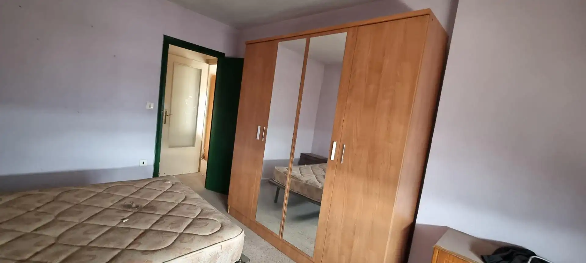 Dormitori de Pis en venda en Yecla amb Terrassa i Balcó