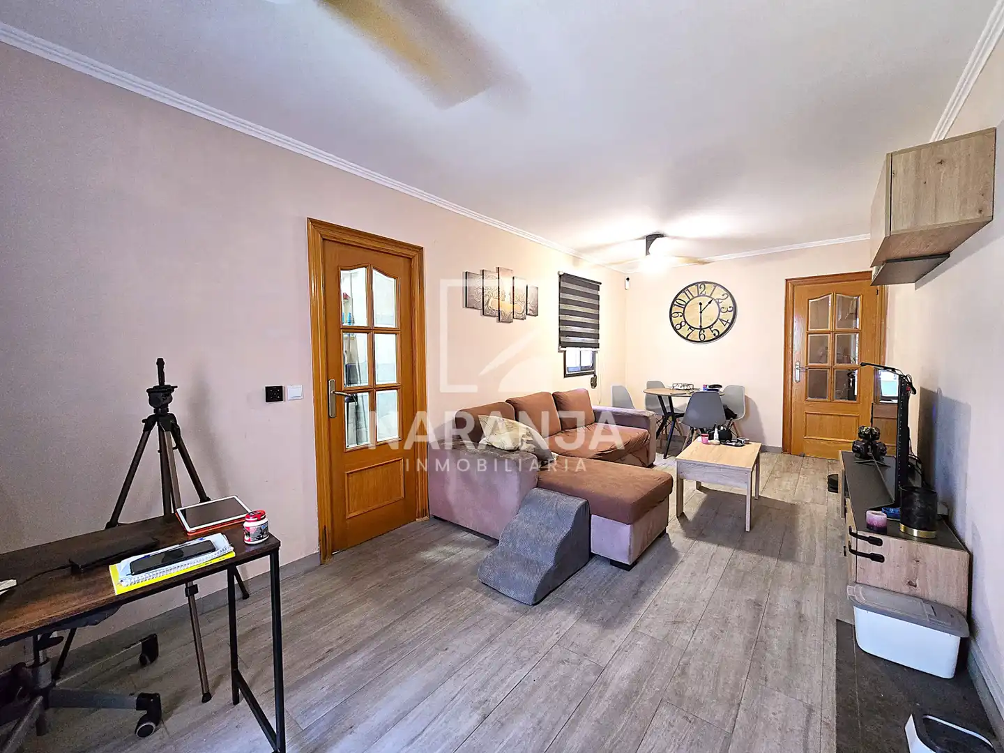 Sala de estar de Ático en venta en Santa Coloma de Gramenet con Aire acondicionado, Parquet y Terraza