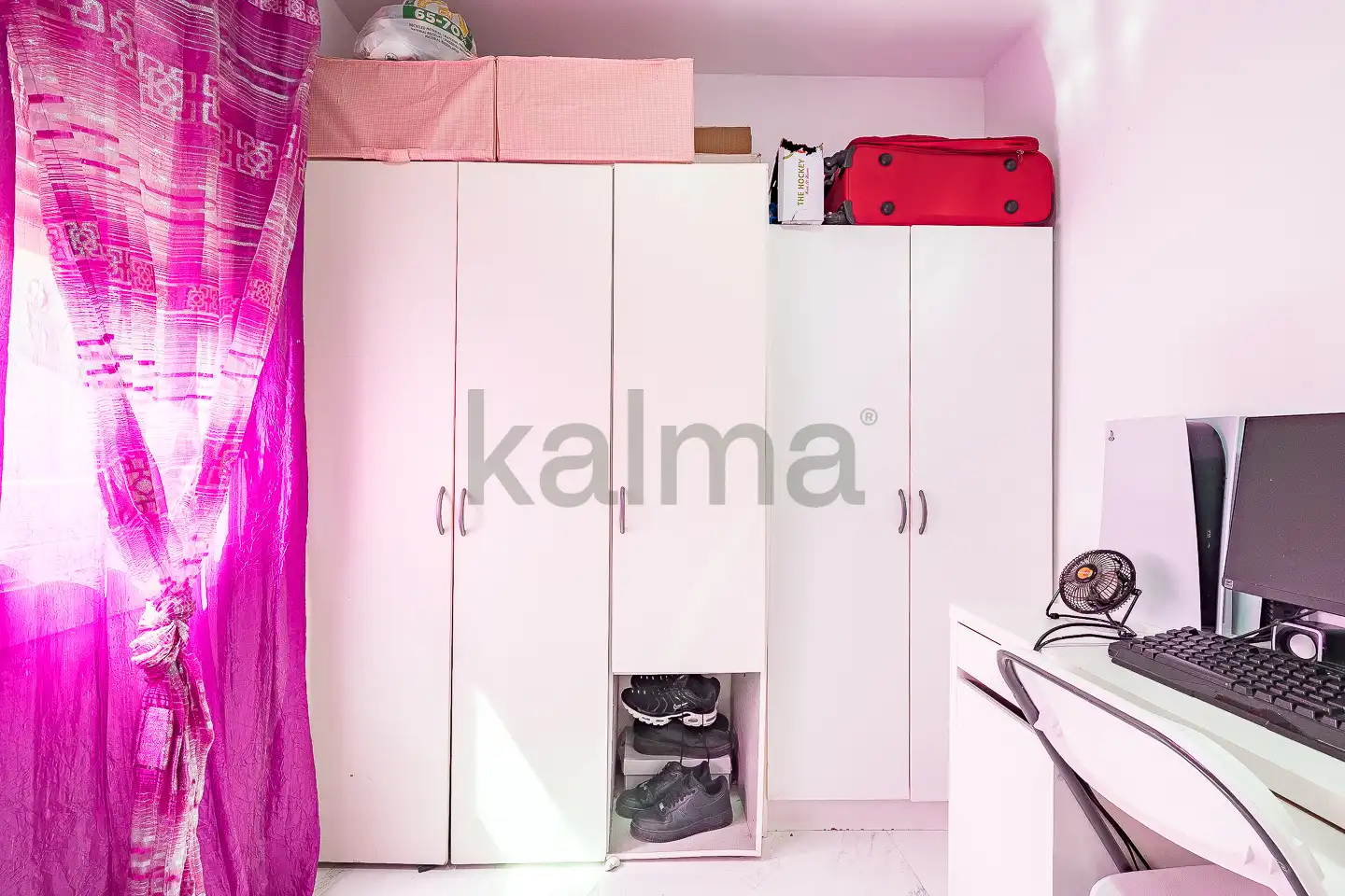 Habitación de Piso en venta en Santa Coloma de Gramenet con Aire acondicionado, Calefacción y Amueblado