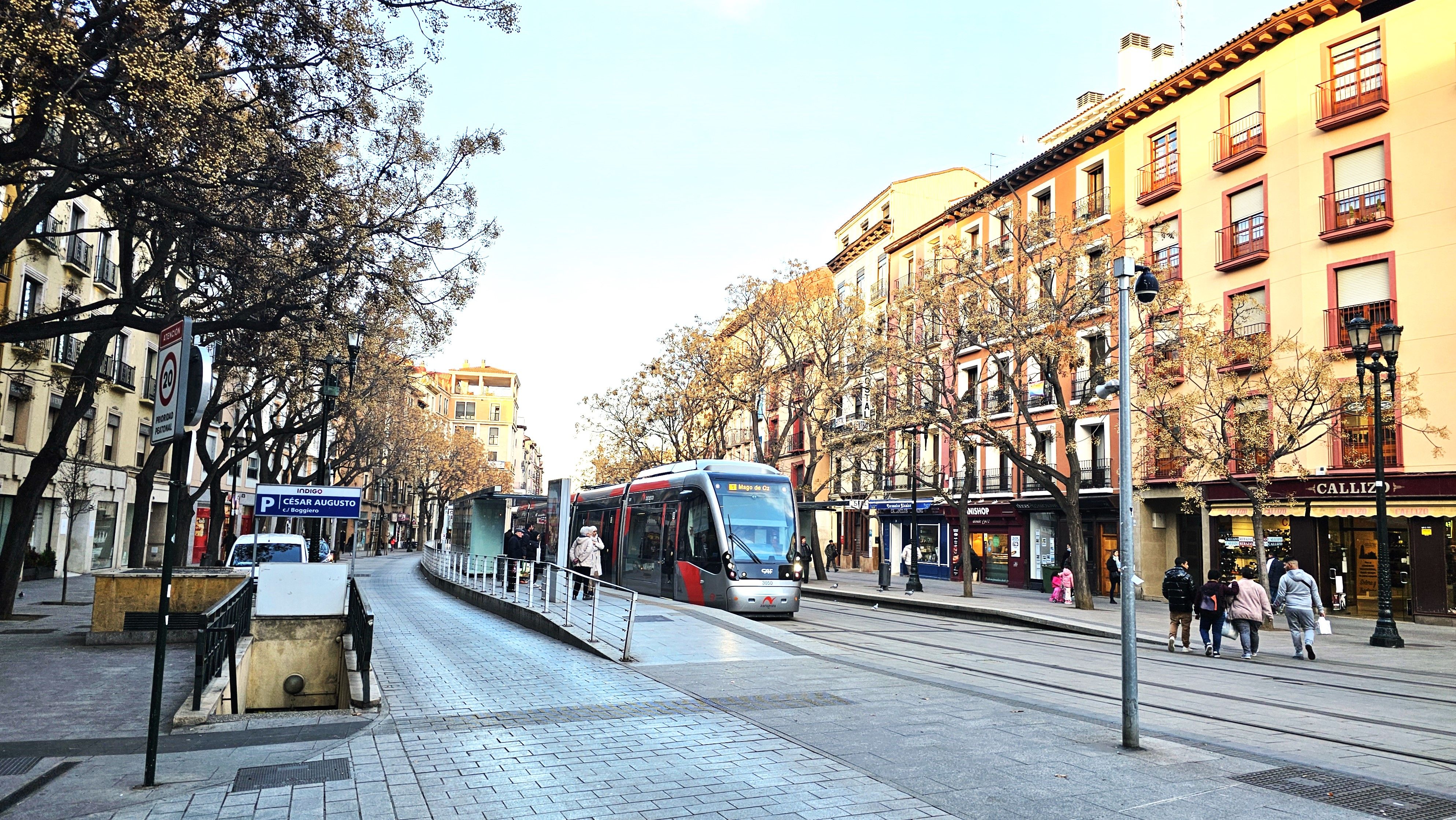 Flat for rent in Calle de Basilio Boggiero, San Pablo