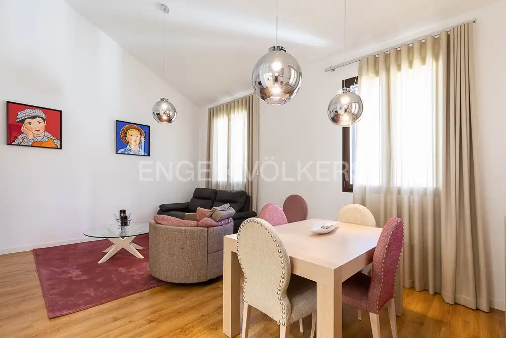 Sala d'estar de Pis de lloguer en Valencia amb Aire condicionat, Calefacció i Parquet