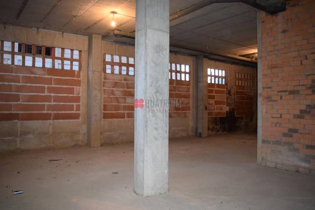Local comercial en Alquiler en Lalín