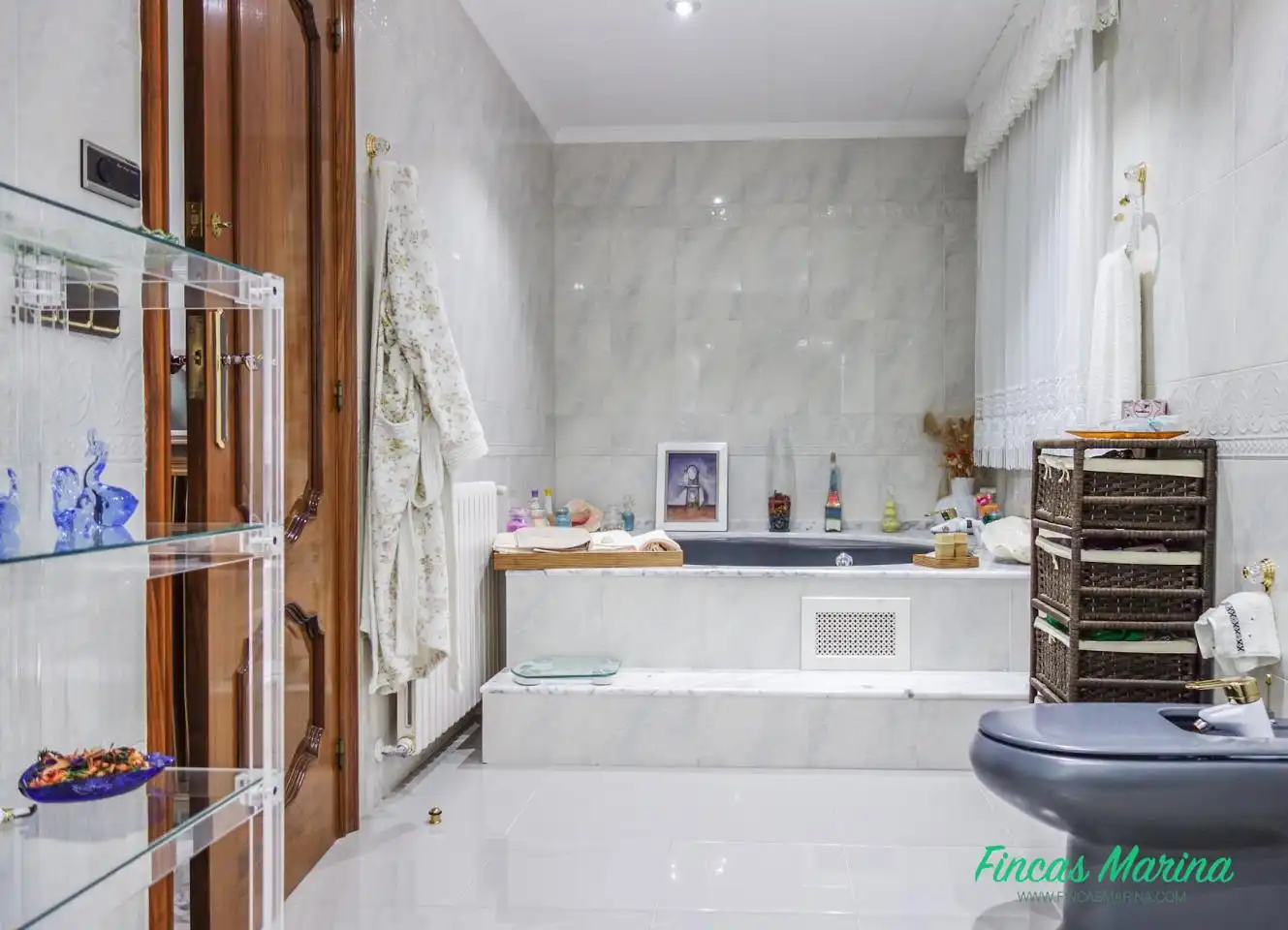 Bathroom of Houses for sale in Gavà  with Heating, Private garden and Parquet flooring