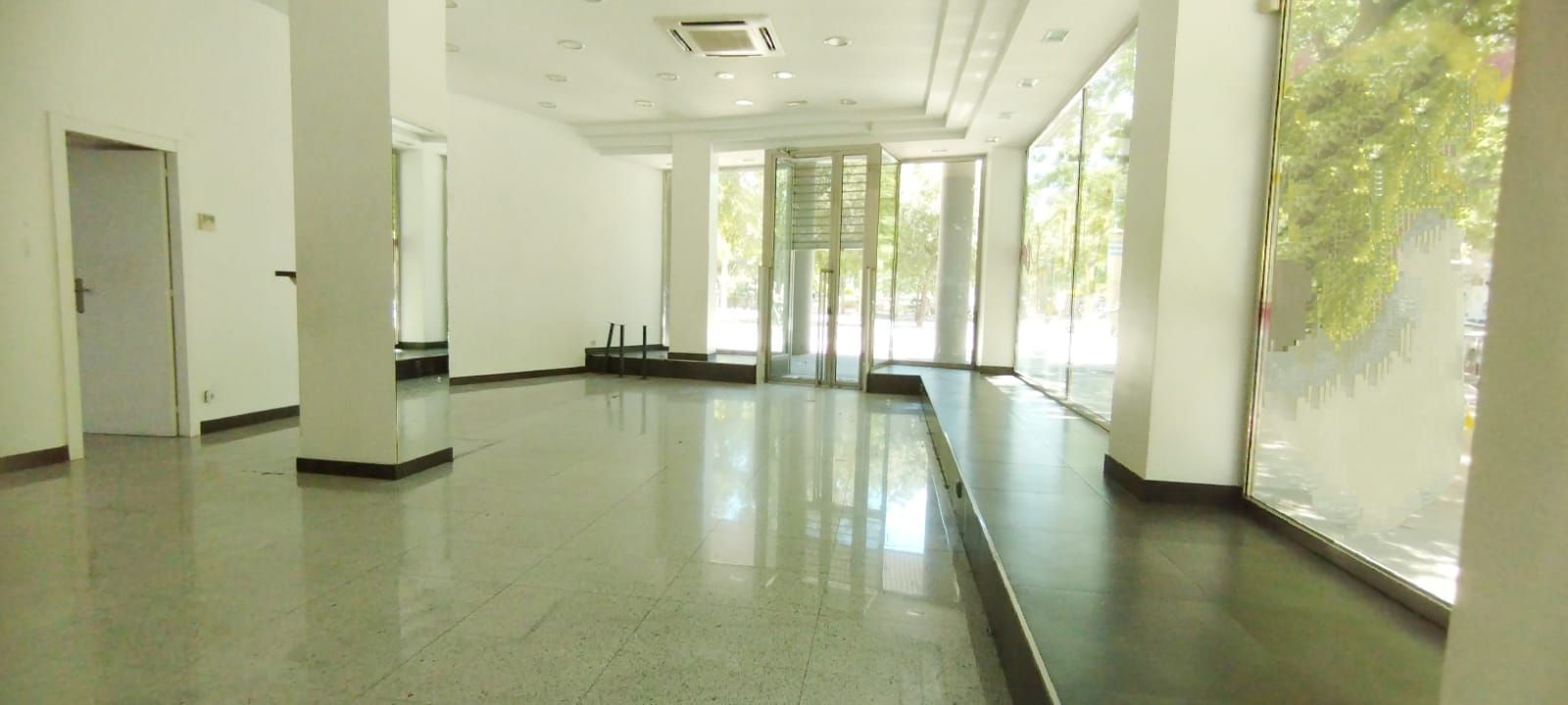 Premises to rent in  Zaragoza Capital  with Air Conditioner