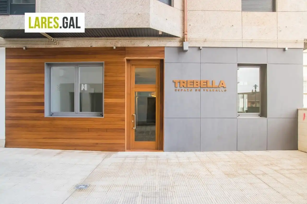 Exterior view of Office for rent in Cangas   with Air Conditioner and Heating