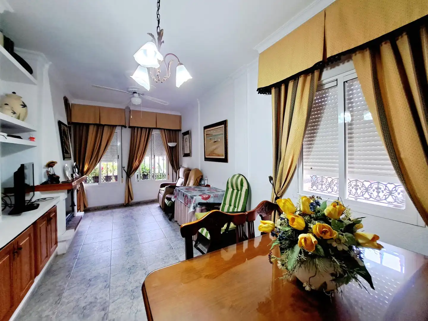 Einfamilien-Reihenhaus zum Verkauf in Calle 21400, Ayamonte ciudad