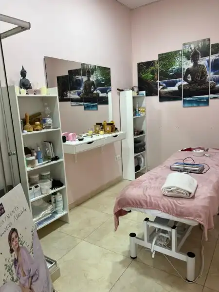 Local comercial en traspàs a Avenida Blas Infante, imagen 5