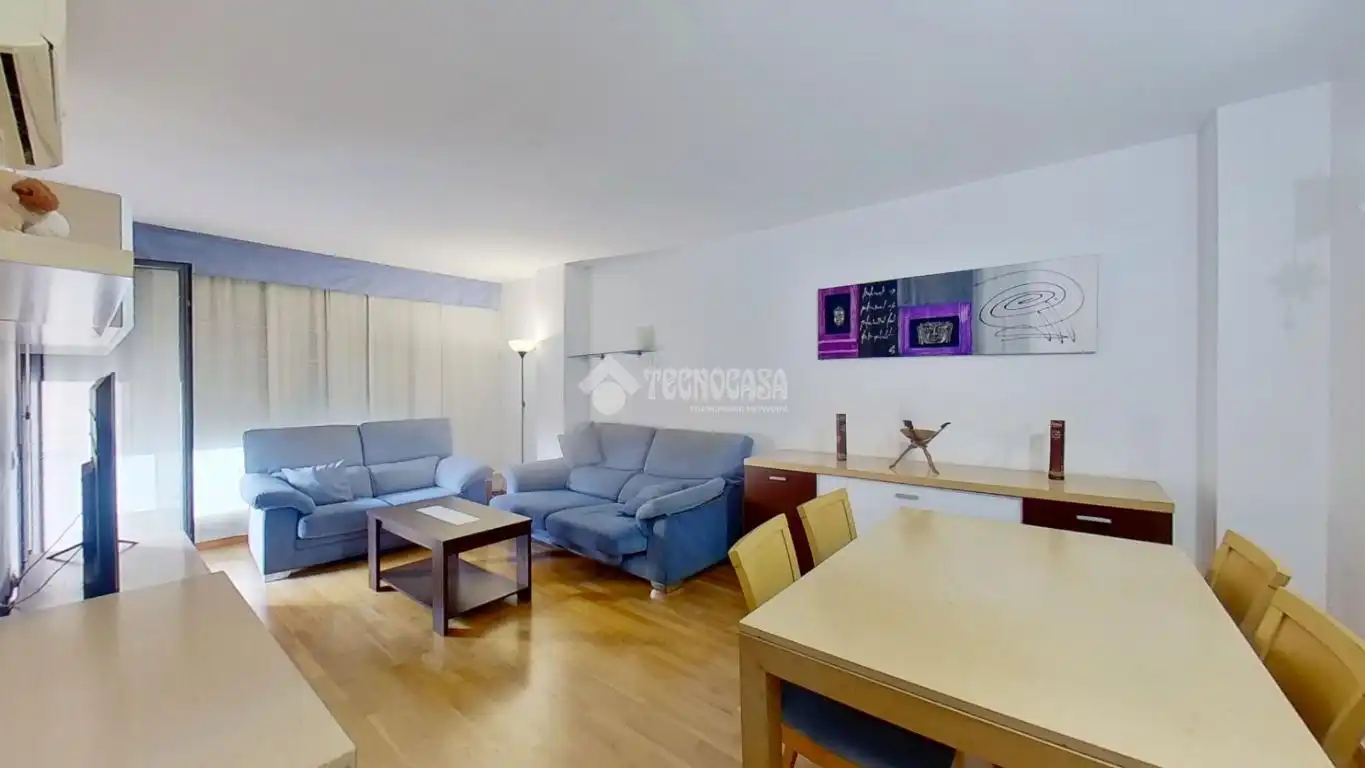 Appartamento con terrazza in vendita a Pont Vell