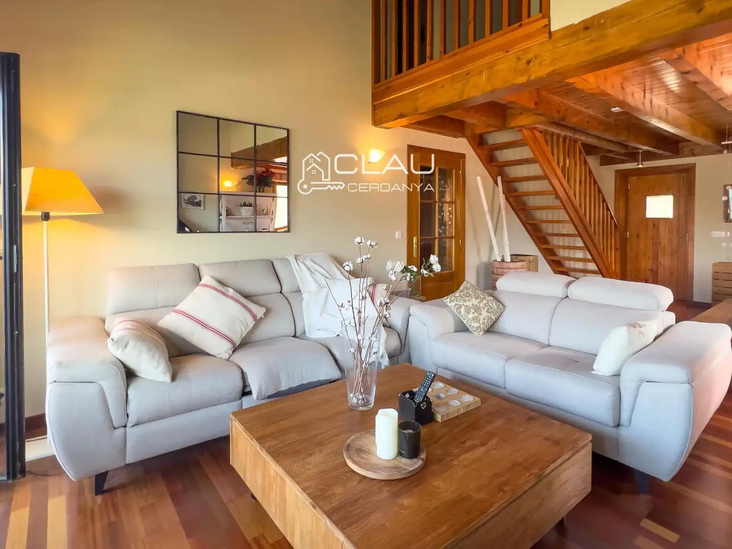 Living room of Duplexes for rent in Osséja  with Heating, Parquet flooring and Terrace
