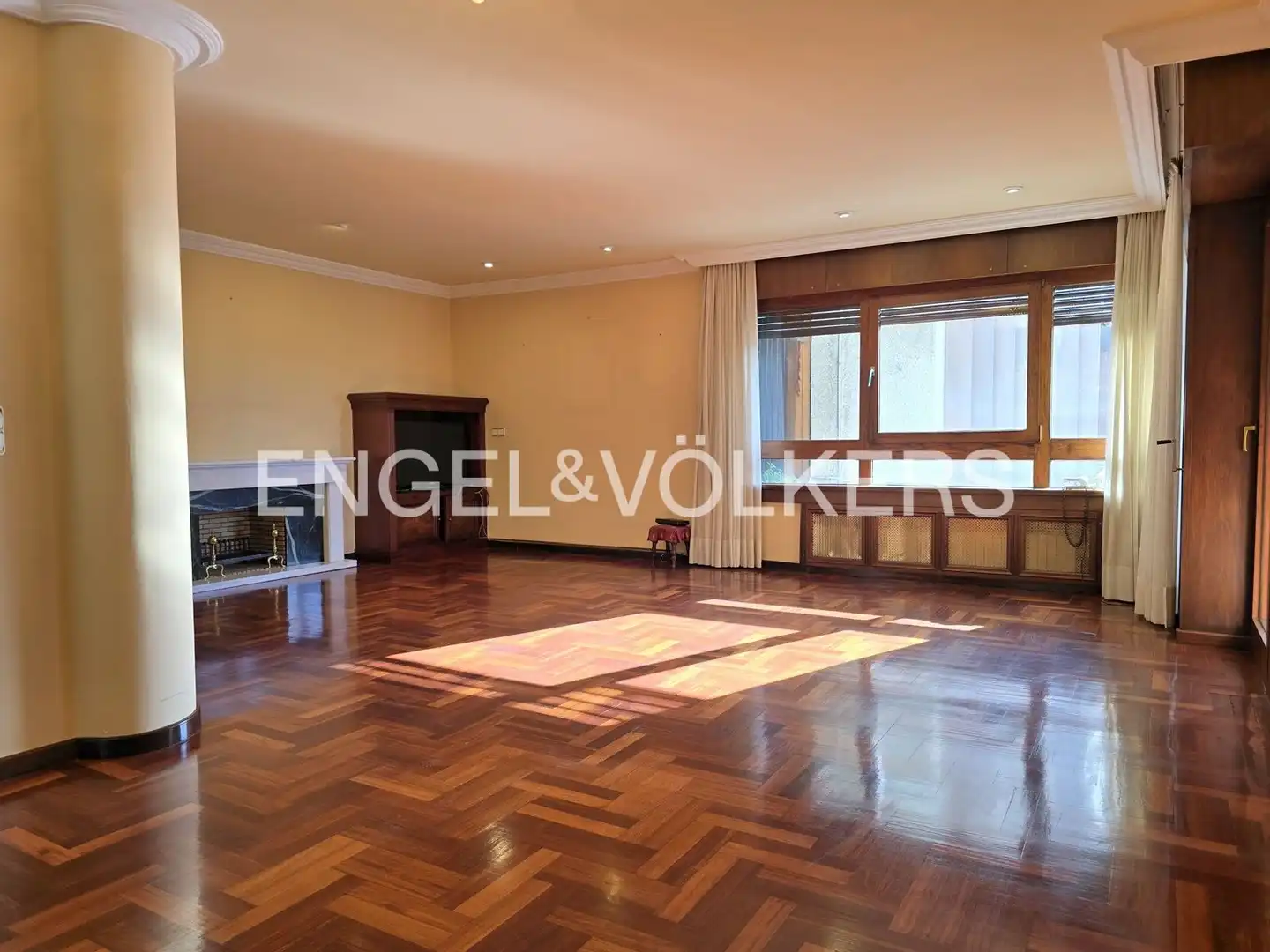 Sala de estar de Piso de alquiler en Vigo  con Calefacción y Terraza