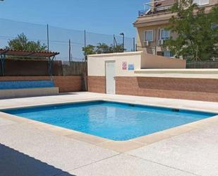 Piscina de Casa adosada en venda en Getafe amb Aire condicionat, Calefacció i Terrassa