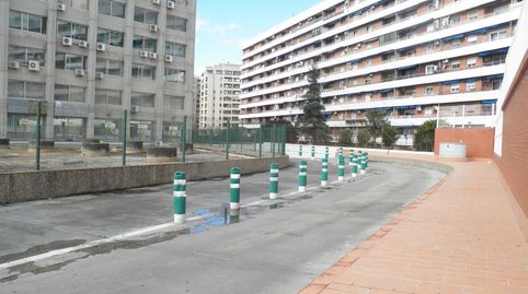 Foto 4 de Garaje en venta en Avenida San Francisco Javier, 9, La Buhaira, Sevilla Capital