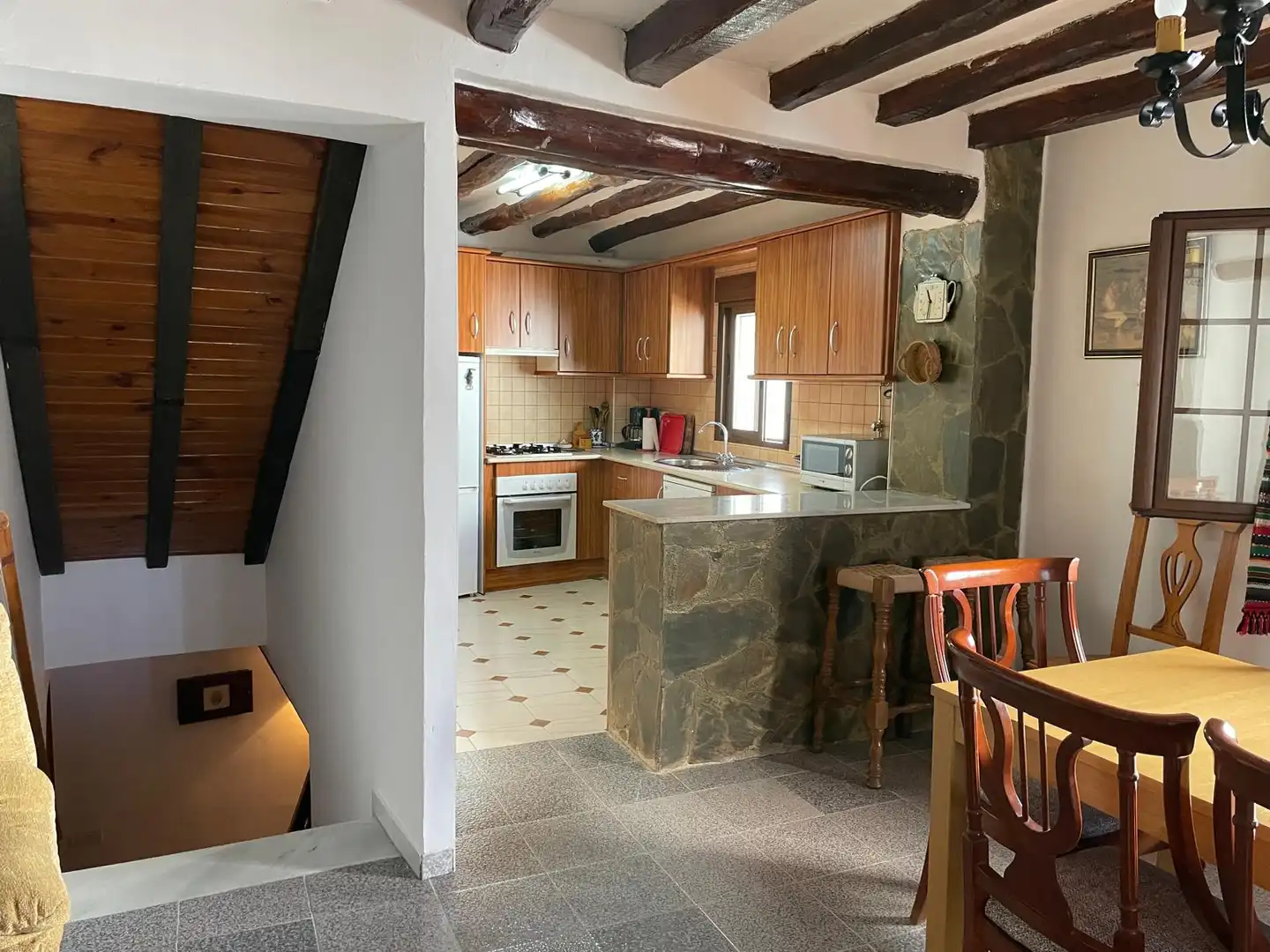 Cuina de Casa o xalet en venda en Alpujarra de la Sierra amb Aire condicionat, Calefacció i Terrassa