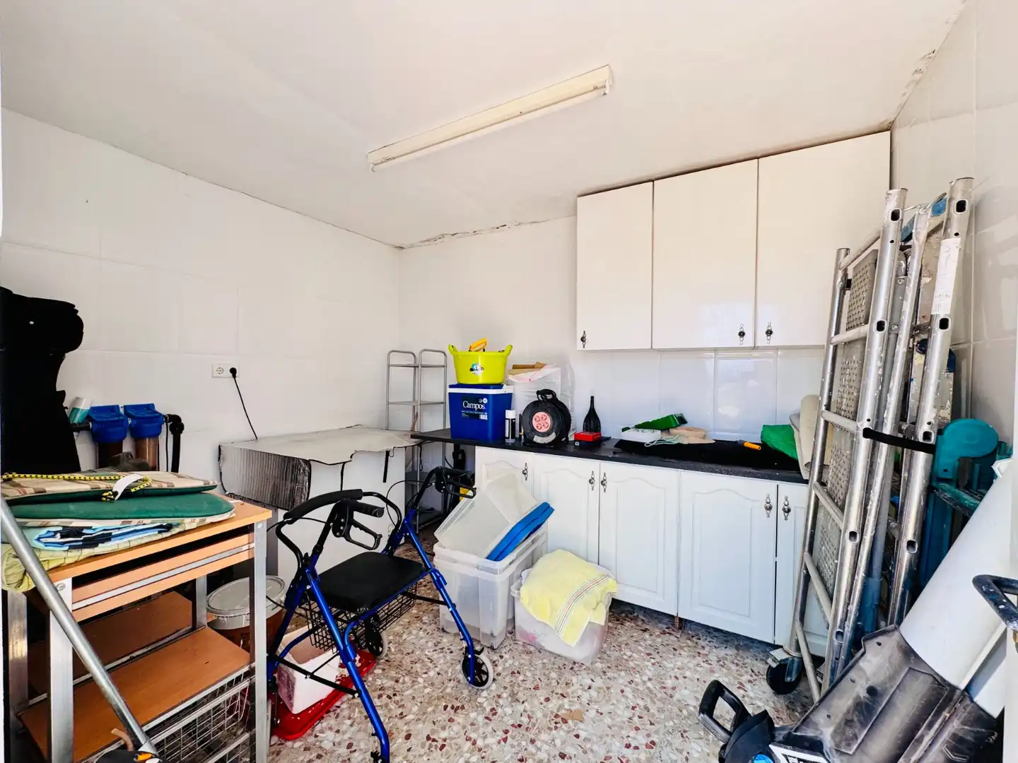Cuina de Finca rústica en venda en Aspe amb Jardí privat, Terrassa i Piscina