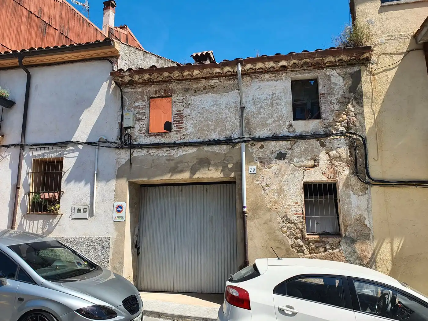 Houses for sale in Carrer Ravalet, 77, Hostalric