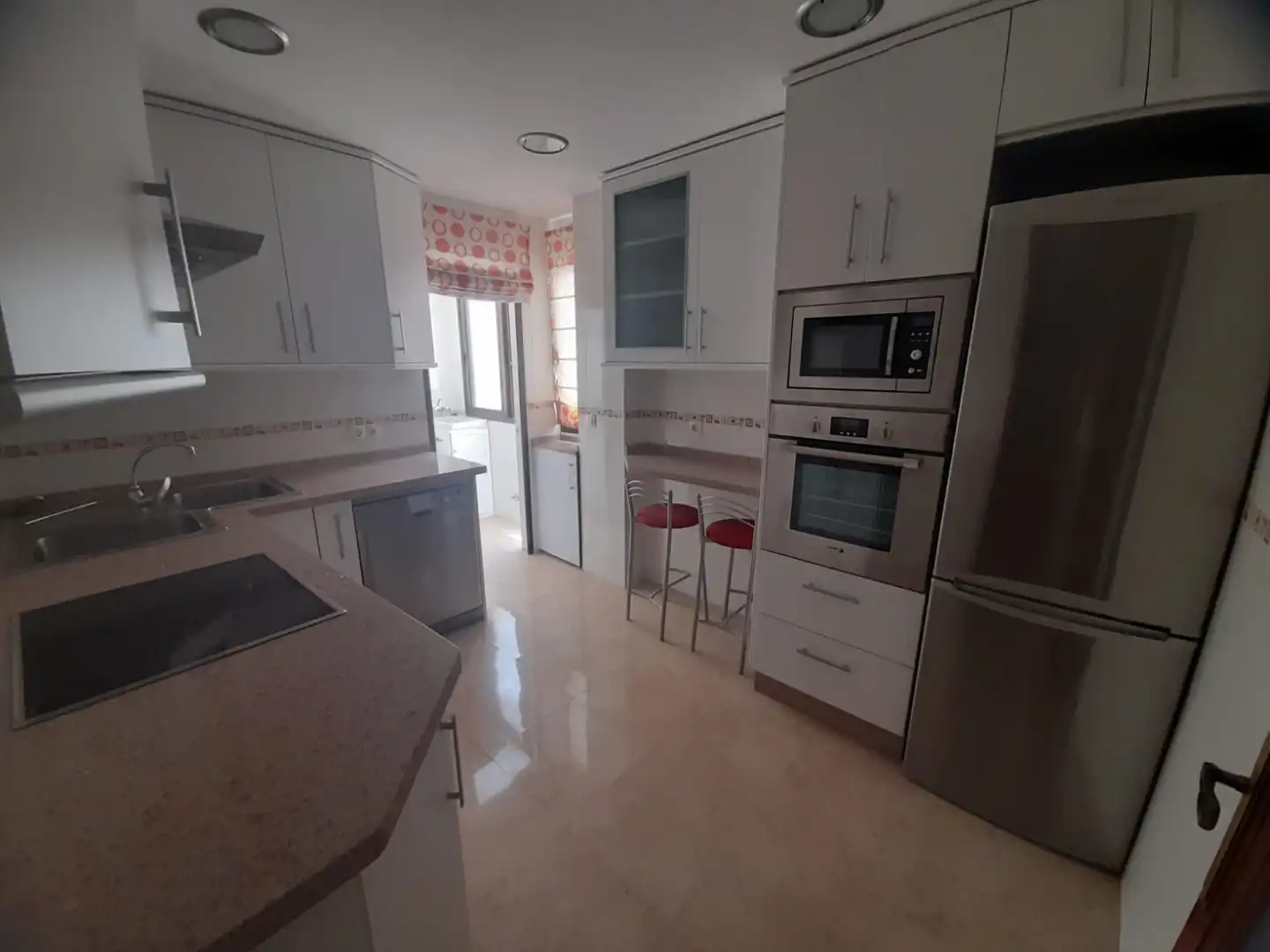 Appartamento con terrazza in vendita a Casco Histórico, imagen 7