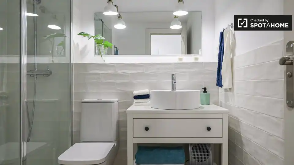 Habitació a Nou Moles