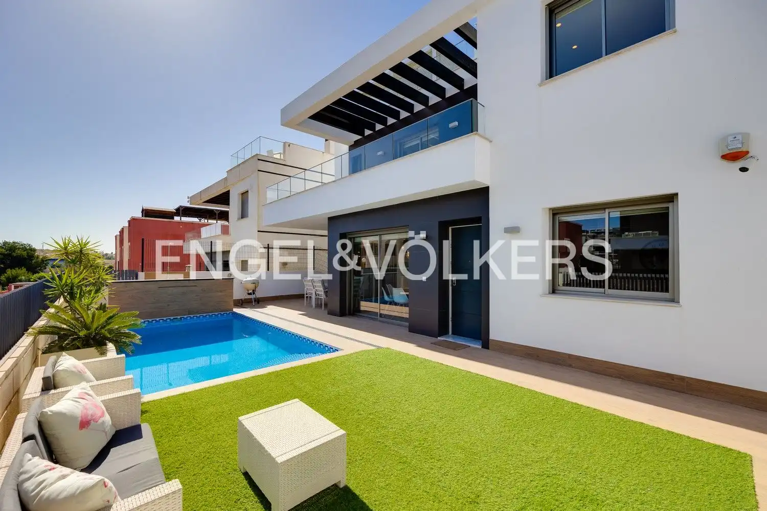 Terrassa de Casa o xalet en venda en Orihuela amb Aire condicionat, Calefacció i Jardí privat