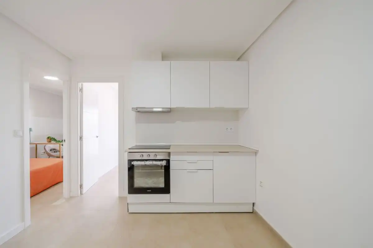 Flat with lift for sale in Calle Campoamor, imagen 5
