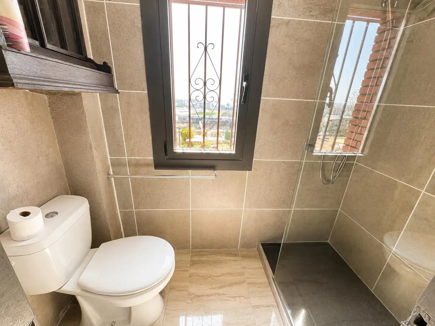 Bathroom of Houses for sale in Santa Susanna  with Air Conditioner, Heating and Private garden
