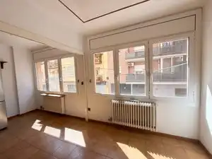 Piso en venta en Figueres, Girona