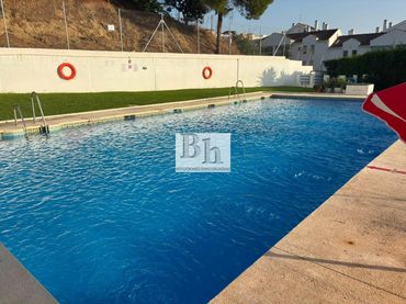Appartamento con piscina in vendita a Avenida MALAGA OLOROSO