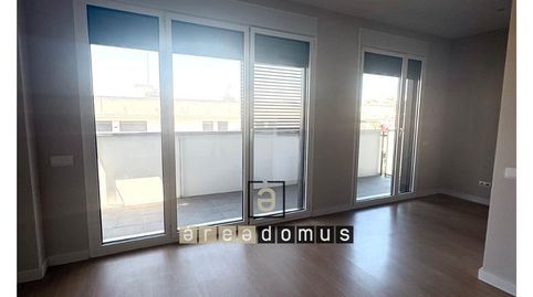 Foto 3 de Piso en venta en Dels Països Catalans, Roses - Castellbell, Sant Feliu de Llobregat