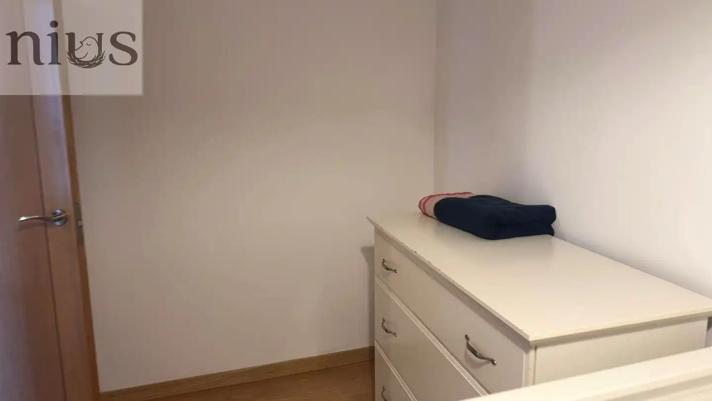 Habitación de Piso de alquiler en Silla con Aire acondicionado y Amueblado