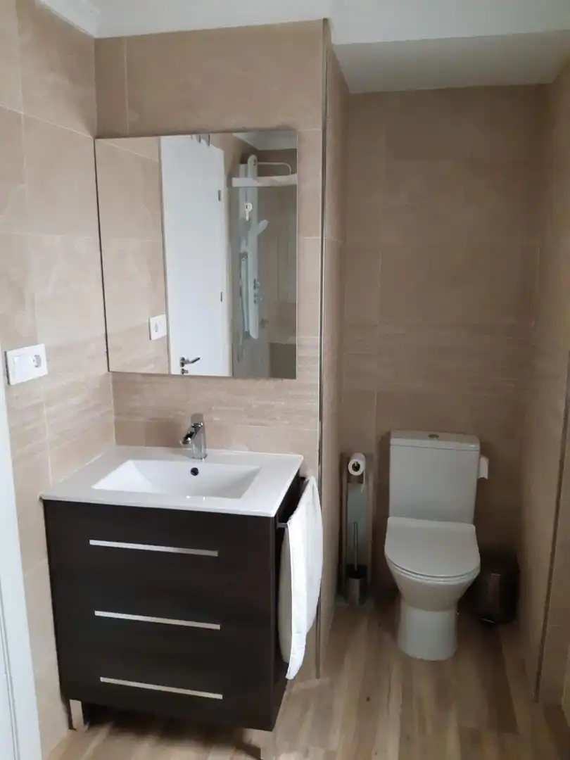 Baño de Piso en venta en Valdepeñas con Aire acondicionado, Calefacción y Terraza