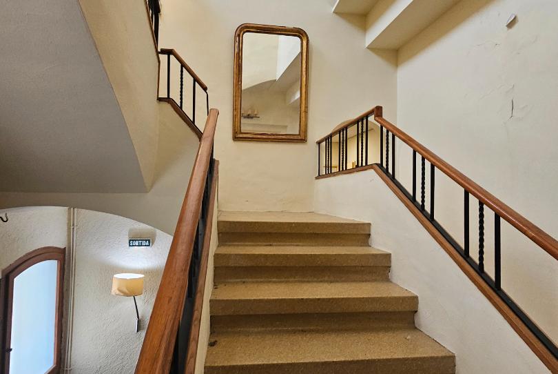 Photo 1 of Building for sale in Maçanet de Cabrenys, Girona