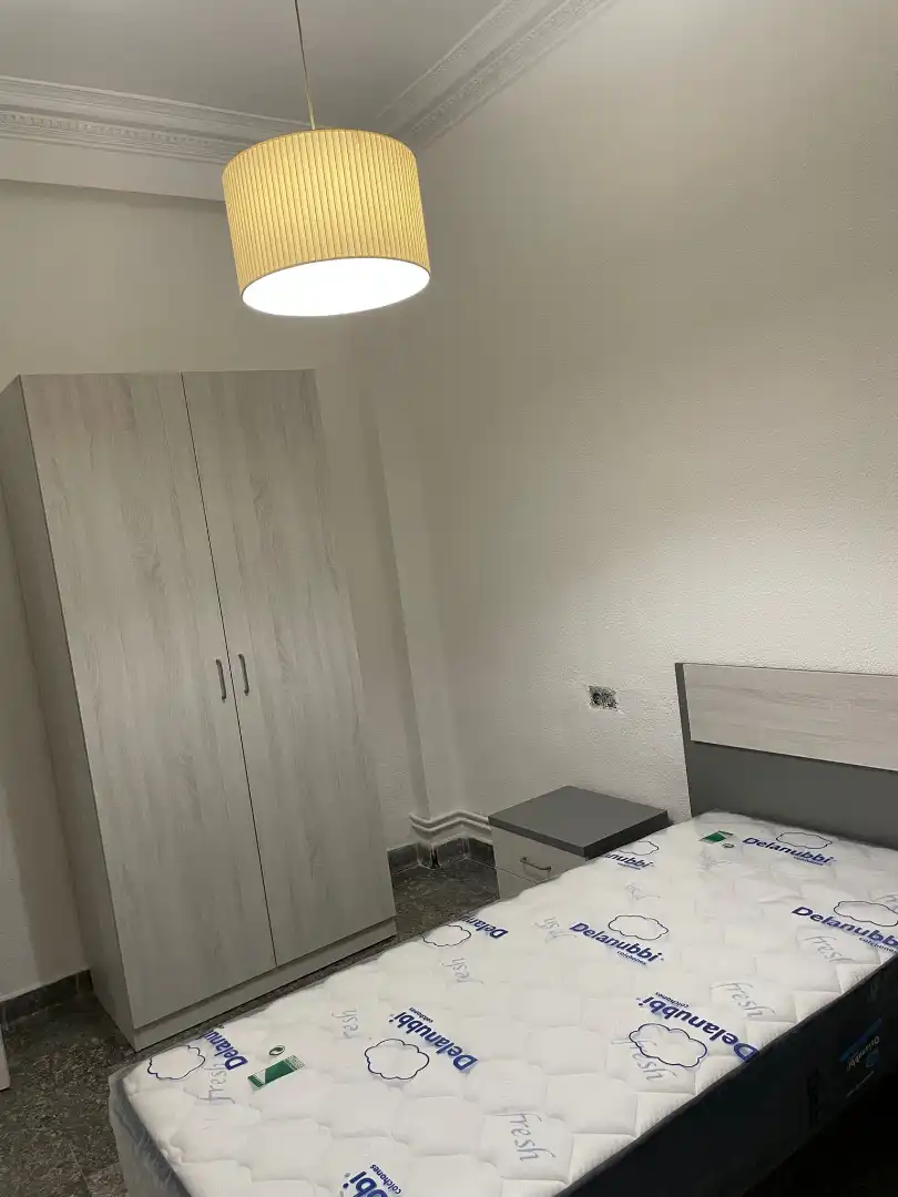 Flat with pool to rent in Carrer del Doctor Zamenhof, imagen 4