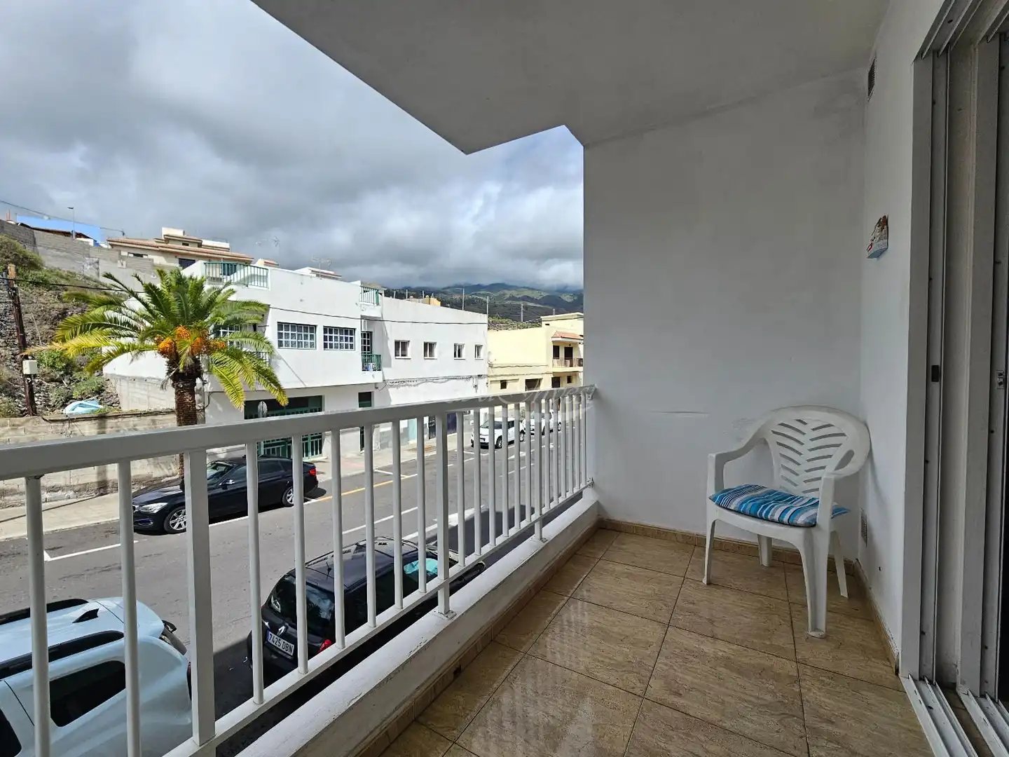 Exterior view of Flat for sale in Guía de Isora  with Terrace, Furnished and Oven