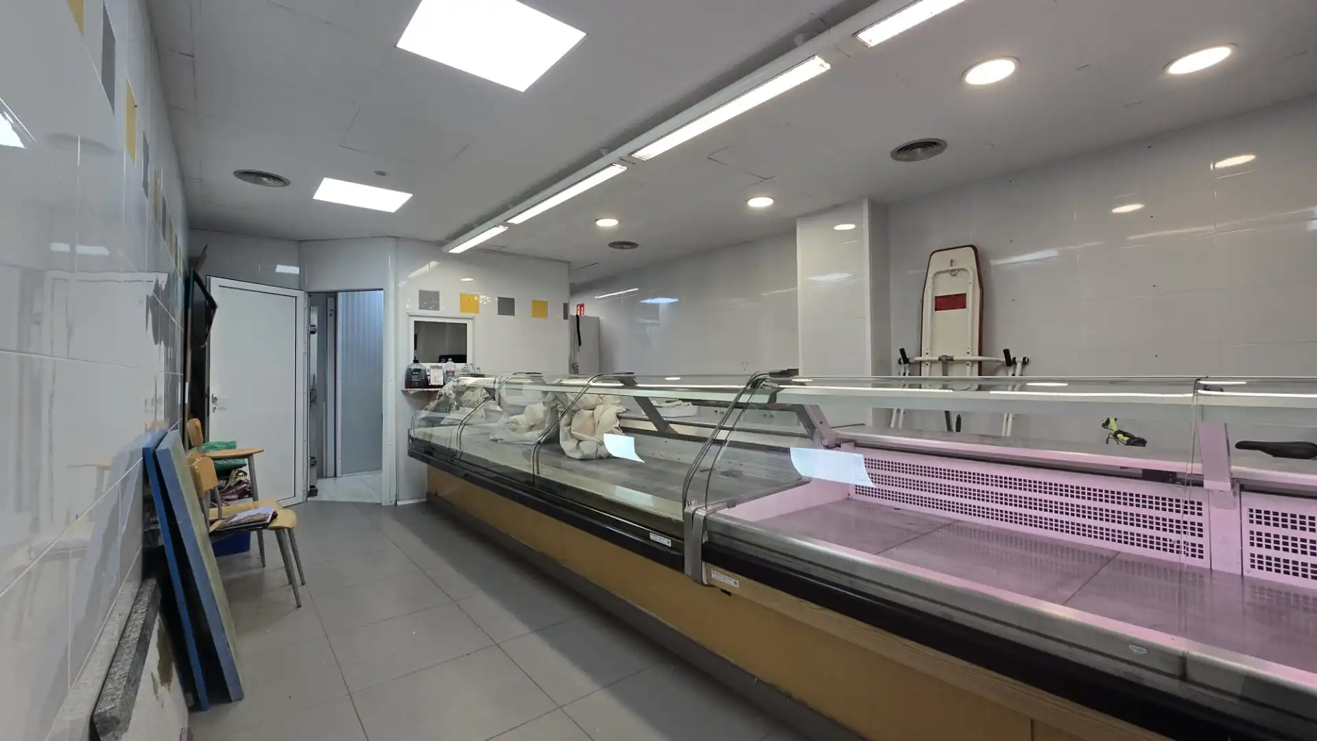 Business premises for transfer in Carrer de Pablo Iglesias, imagen 2