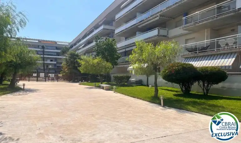 Apartment with pool for sale in Avinguda Port Canigó, imagen 35