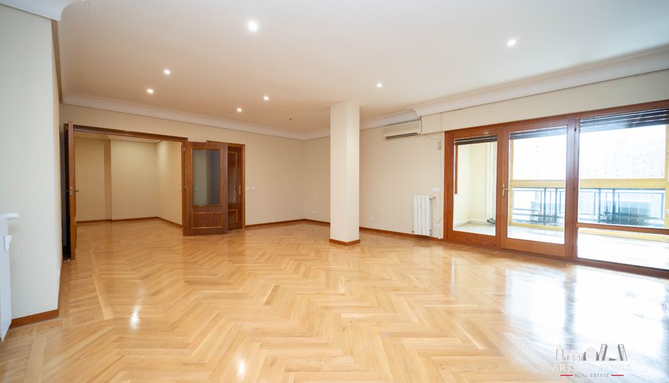 Piso de alquiler en Pasaje de Caleruega, Costillares - Imagen 4