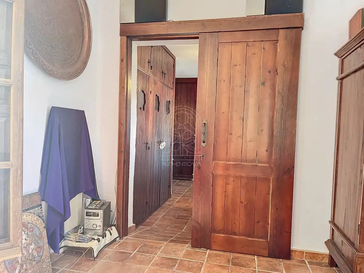 Finca rústica en venta en Comares con Aire acondicionado, Jardín privado y Terraza