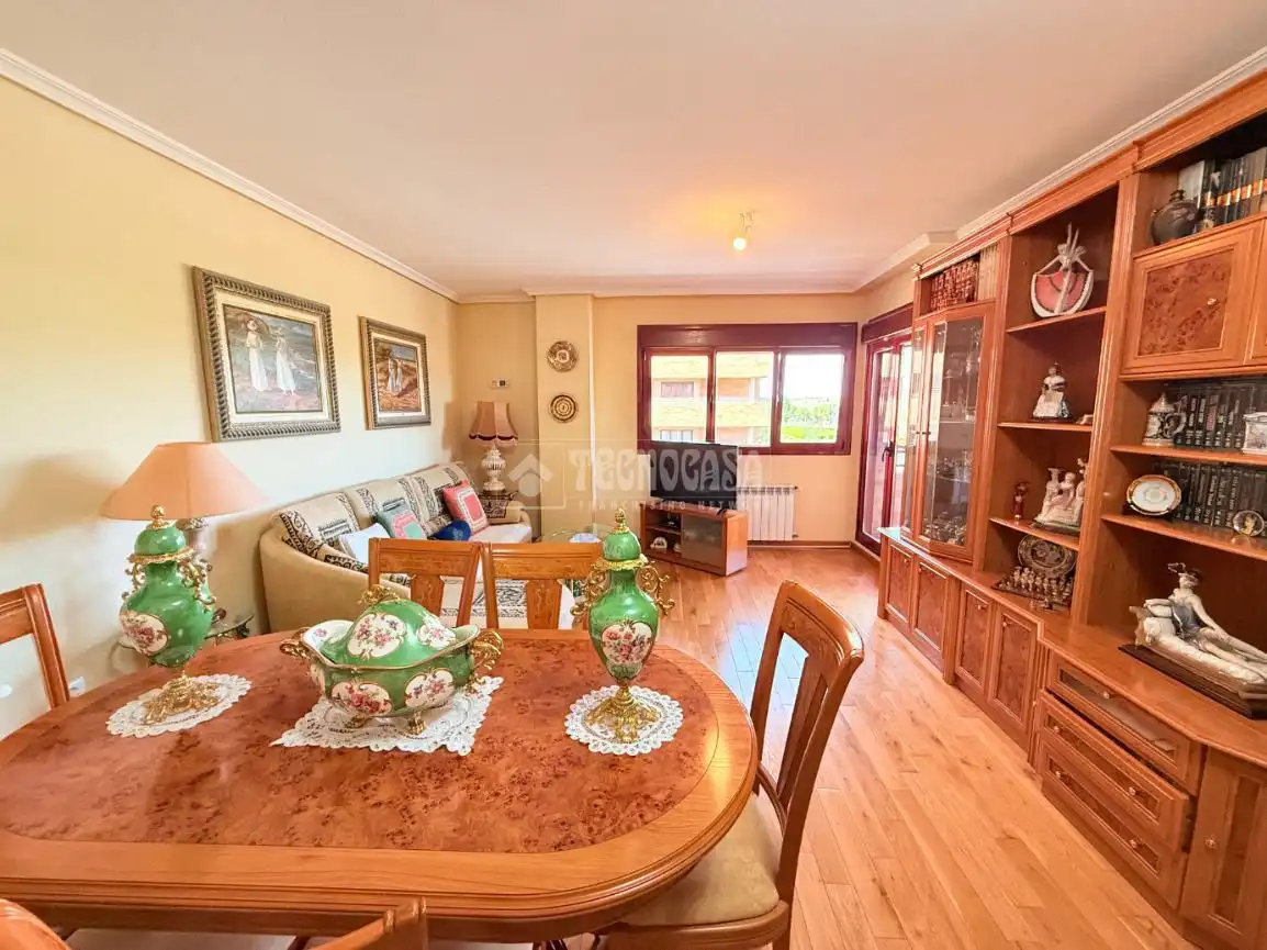 Sala de estar de Piso en venta en Seseña con Calefacción, Terraza y Balcón
