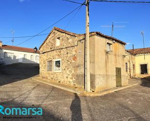 Vista exterior de Casa o xalet en venda en Berrocalejo de Aragona