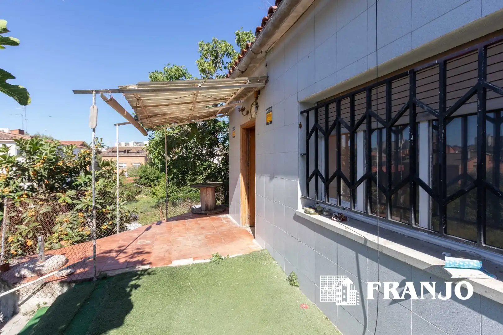 Vista exterior de Casa o xalet en venda en Barberà del Vallès