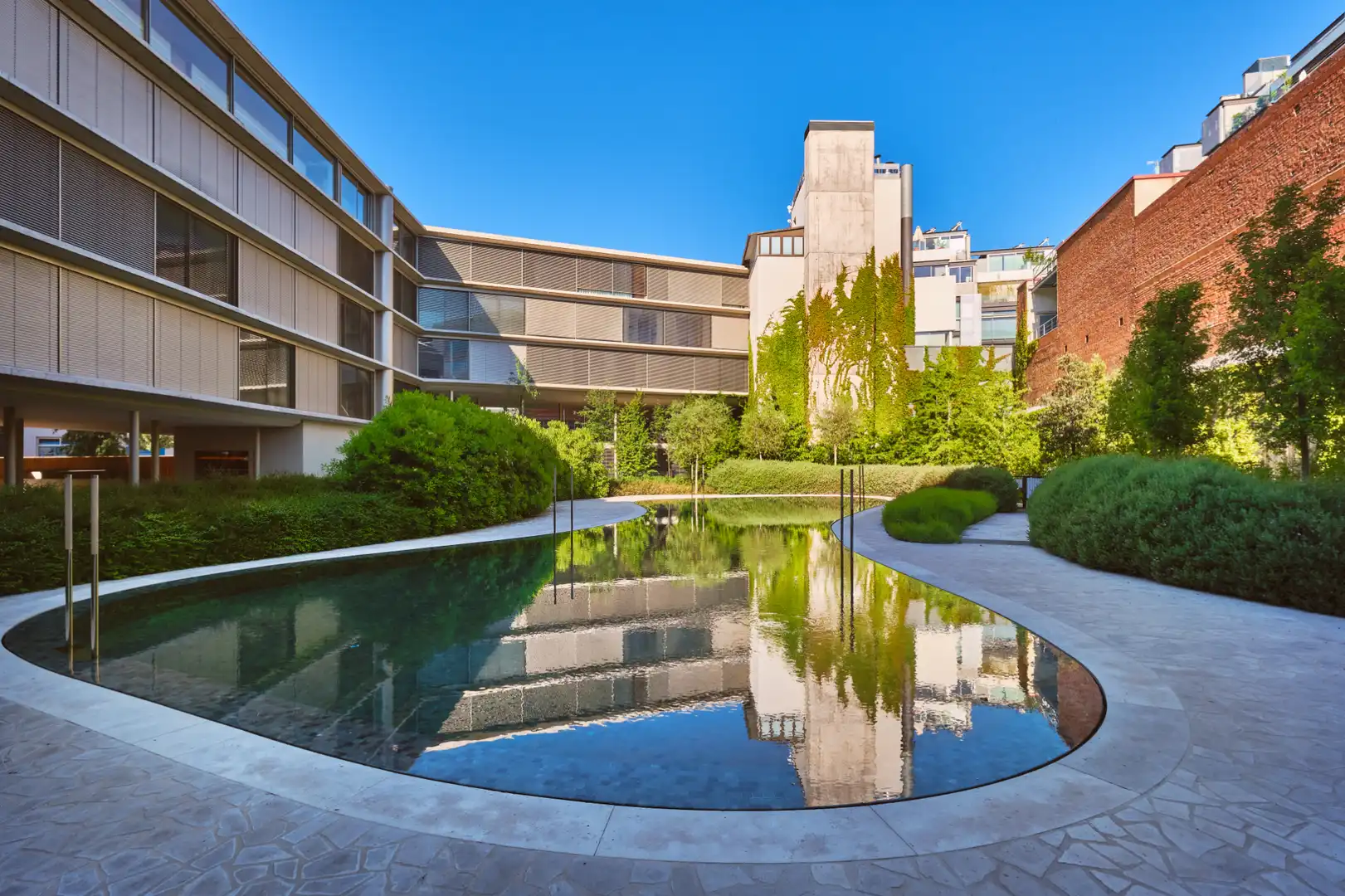 Flat for rent in Calle de Javier Ferrero, 13, Ciudad Jardín