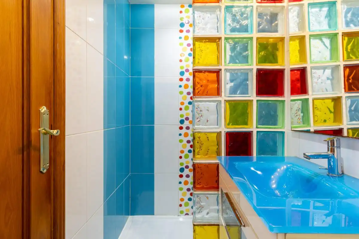 Bathroom of Flat for sale in Valencia  with Air Conditioner, Heating and Private garden