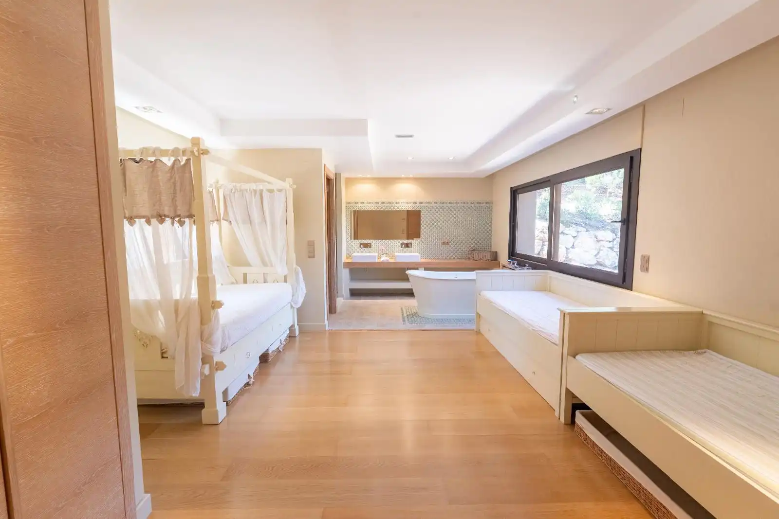 Dormitori de Casa o xalet de lloguer en Sant Feliu de Guíxols amb Aire condicionat, Jardí privat i Terrassa