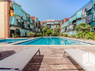 Piso con balcón en venta en Avinguda de l'Hotel