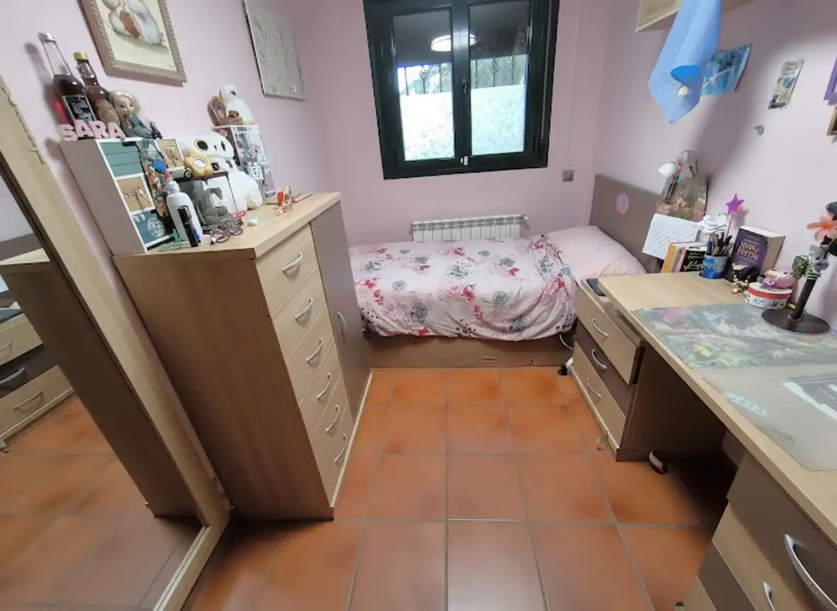 Dormitori de Casa adosada en venda en Galapagar amb Calefacció, Jardí privat i Terrassa