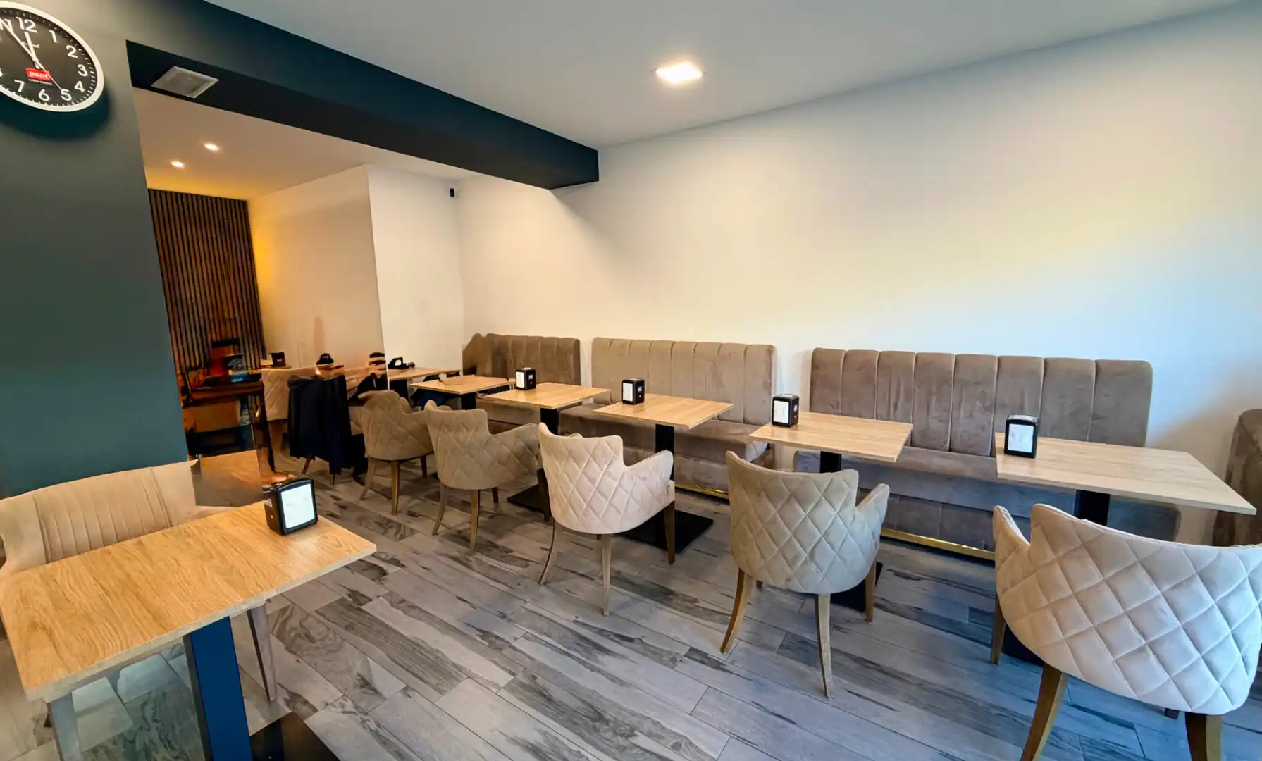Comedor de Local en traspaso en Barcelona con Aire acondicionado, Amueblado y Alarma