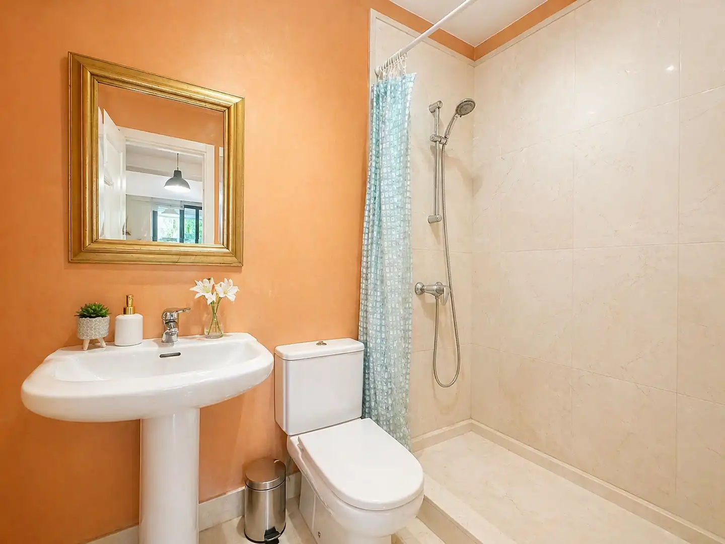 Bathroom of Detached homes for sale in Sotogrande  with Air Conditioner and Terrace