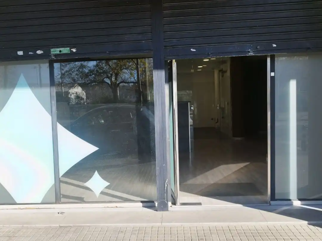 Locale commerciale in affitto a AV. BARCELONA 157, imagen 11