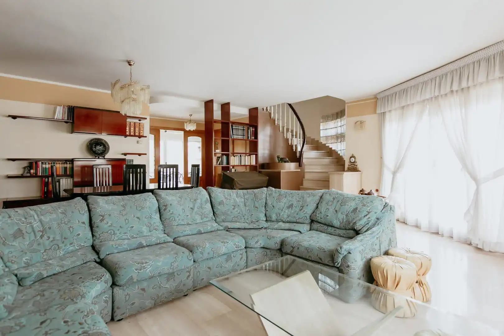 Sala de estar de Casa adosada en venta en Huesca con Aire acondicionado, Jardín privado y Terraza